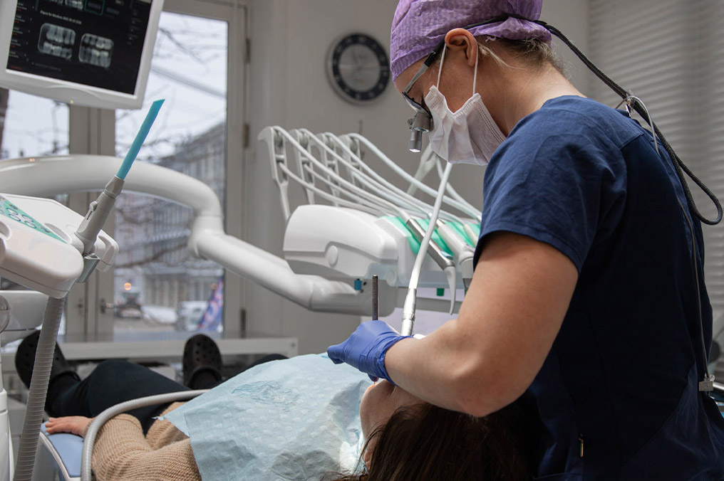 Dentalpark, tannlege oslo sentrum, ansatt som utfører behandling